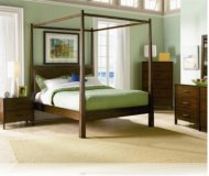 Jocelyn 5 Pc. Queen Poster Bedroom Set