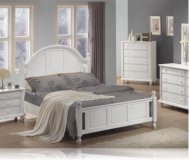 Kayla White 5 Pc. Queen Bedroom Set