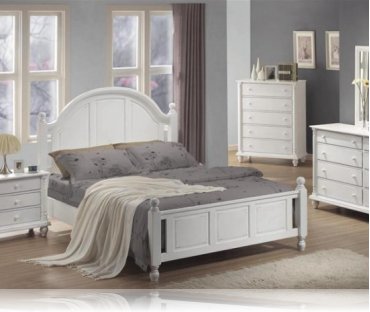 Kayla White 5 Pc. Queen Bedroom Set