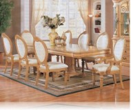 Wynn Antique 7 Pc. White Dining Set