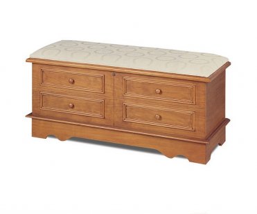 Yachats Padded Cedar Chest